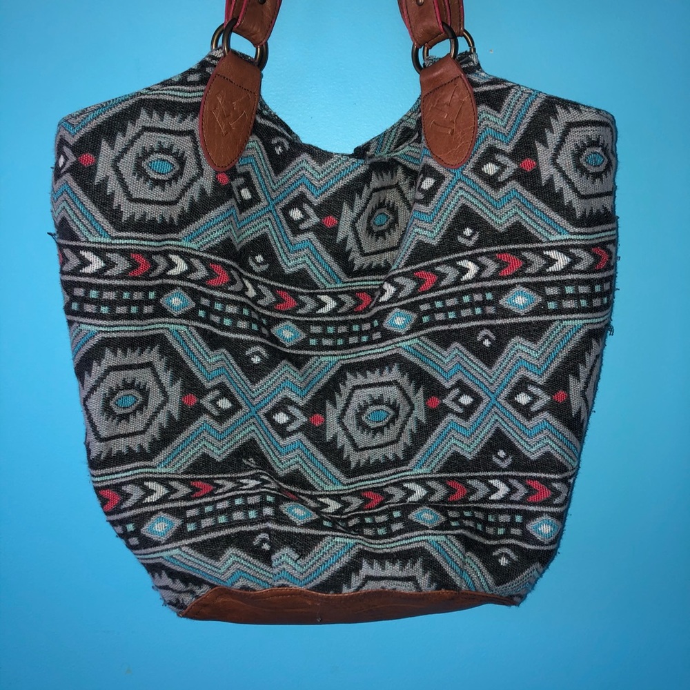 American Eagle Aztec Pattern Tote Weekend Bag Blu… - image 3